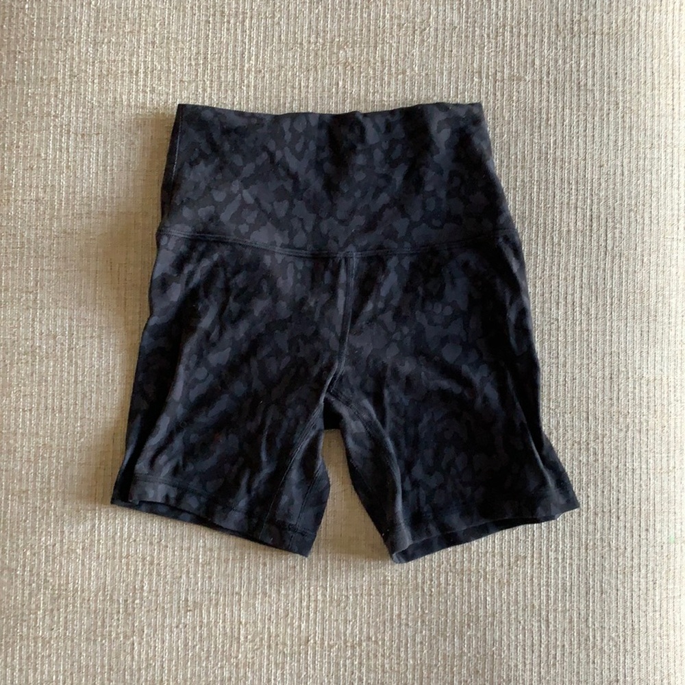 Lululemon align short 6”